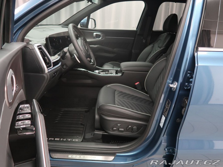 Kia Sorento TOP - K odběru IHNED 2025