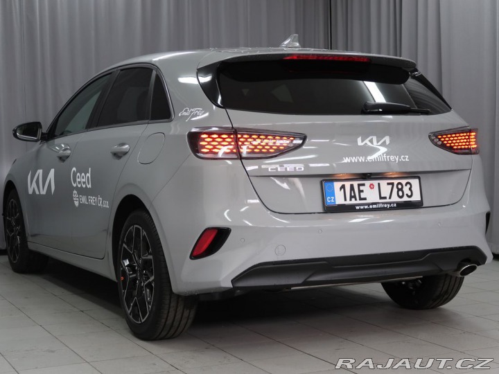 Kia Ceed EDICE 30 - K odběru IHNED 2024