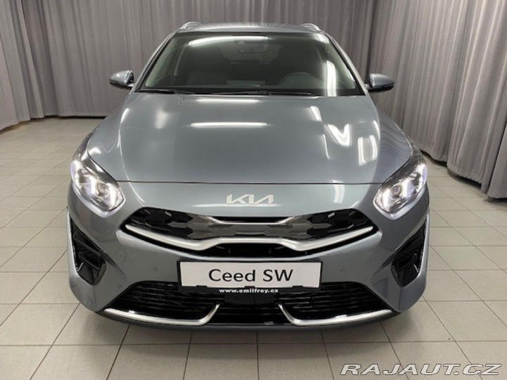 Kia Ceed Premium - K odběru IHNED 2025