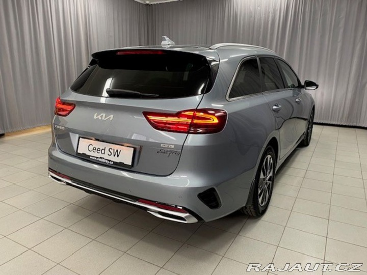 Kia Ceed Premium PHEV - K odběru I 2025