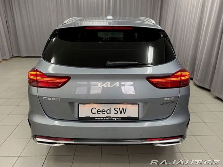 Kia Ceed Premium - K odběru IHNED 2025
