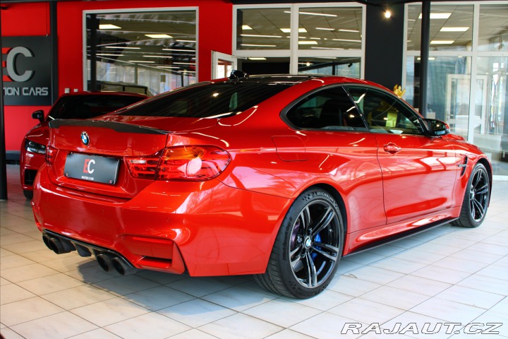 BMW M4 Coupe Remus / HUD / LED 2016