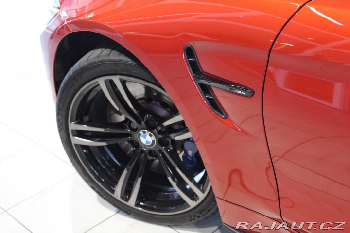 BMW M4 Coupe Remus / HUD / LED 2016