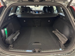 Volvo V60 2,0 B4 FWD Plus Dark 6852 2024