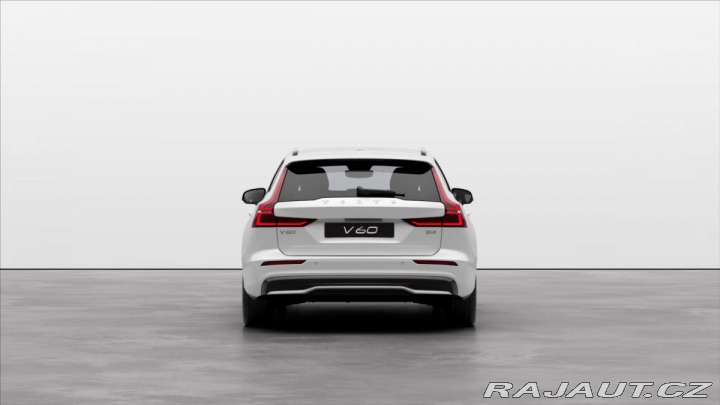 Volvo V60 2,0 B4 FWD Plus Dark 6789 2024