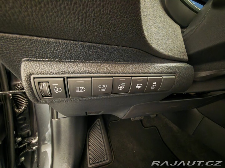 Toyota Corolla 1,8 Hybrid e-CVT TS Comfo 2025