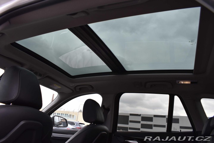 BMW X1 xDrive20d *REZERVACE* 2020