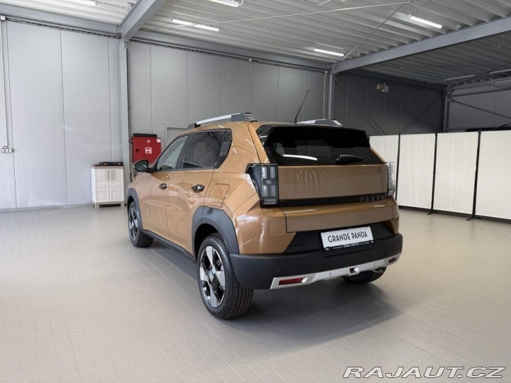 Fiat Ostatní modely Grande Panda La Prima 1.2 Turbo Hybrid 2025