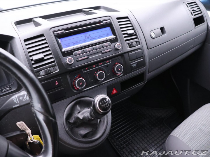 Volkswagen Caravelle 2,0 TDI 132kW Comfortlin 2010