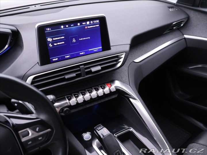 Peugeot 3008 1,6 BlueHDi 88kW CZ Allur 2017
