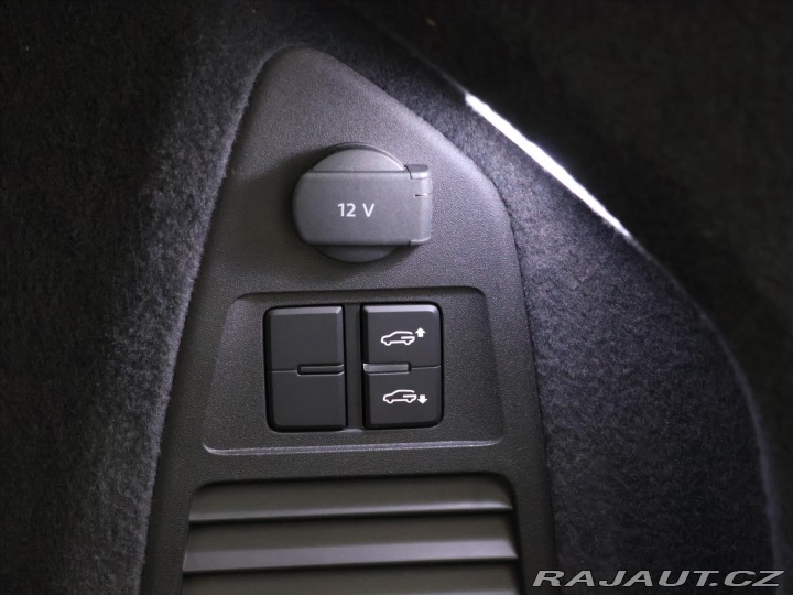 Volkswagen Touareg 3,0 TDI V6 R-line CZ DPH 2019