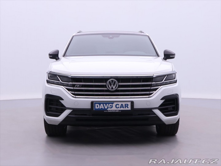 Volkswagen Touareg 3,0 TDI V6 R-line CZ DPH 2019