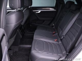 Volkswagen Touareg 3,0 TDI V6 R-line CZ DPH 2019
