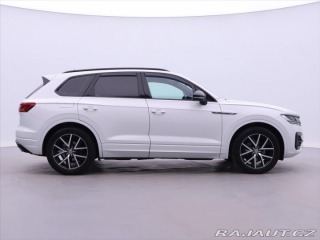 Volkswagen Touareg 3,0 TDI V6 R-line CZ DPH 2019