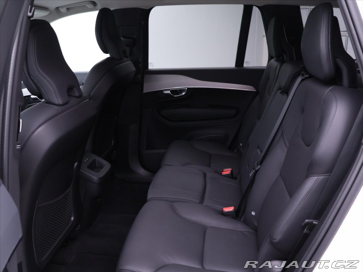 Volvo XC90 2,0 B5 173kW AWD CZ 1.Maj 2023
