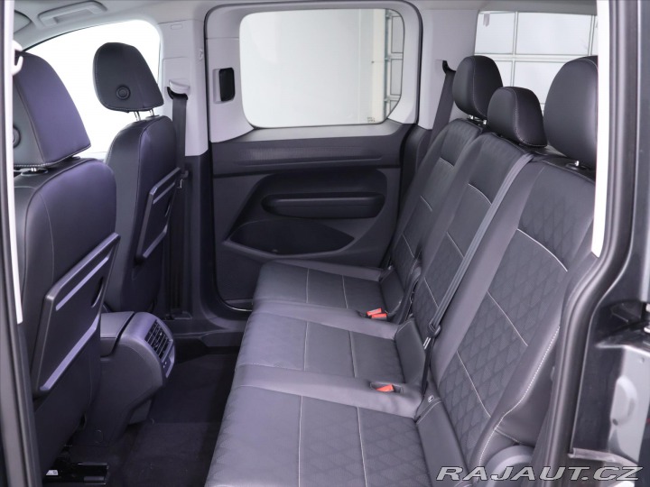 Ford Tourneo Connect 1,5 EcoBoost 84kW Titaniu 2022