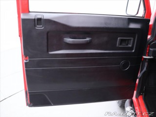 Land Rover Defender 2,4 TD4 7-Míst kůže A/C 4 2011