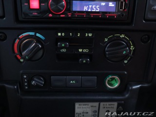 Land Rover Defender 2,4 TD4 7-Míst kůže A/C 4 2011