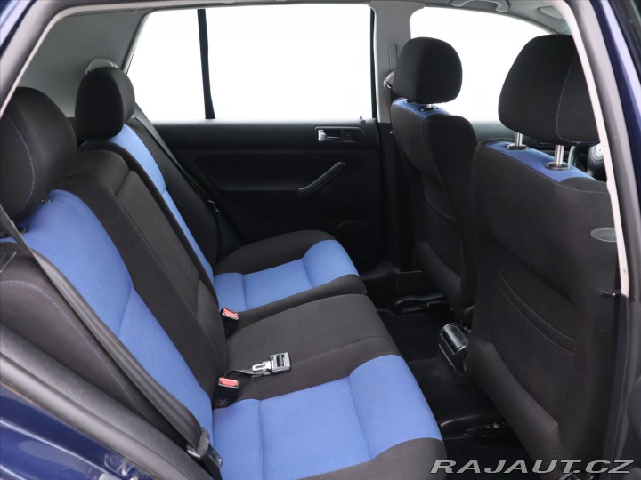 Volkswagen Golf 1,4 i 55kW Generation STK 2000