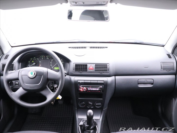 Škoda Octavia 1,6 MPI Tour CZ Trumf Kli 2009