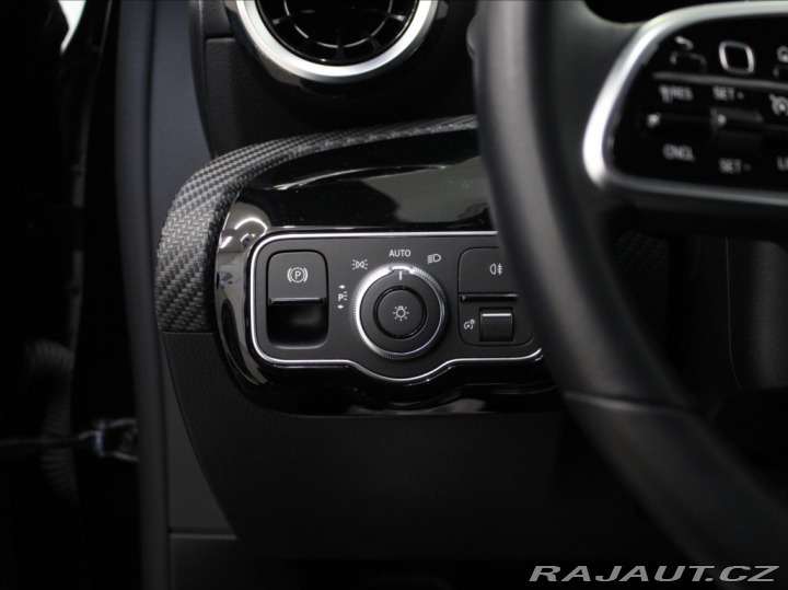 Mercedes-Benz A 2,0 180D AT Kam. 20 450km 2022