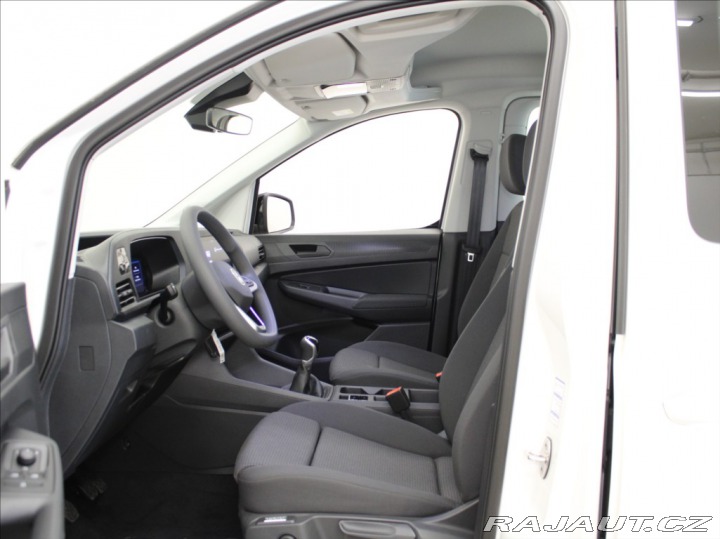 Volkswagen Caddy 2,0 TDi MAXI 7.míst TAŽNÉ 2025
