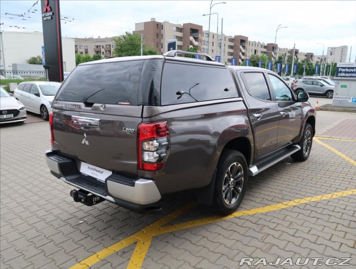 Mitsubishi L200 2,3 INSTYLE DI-D 4WD AUT 2020