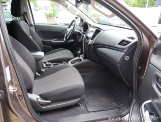 Mitsubishi L200 2,3 INSTYLE  DI-D 4WD AUT 2020