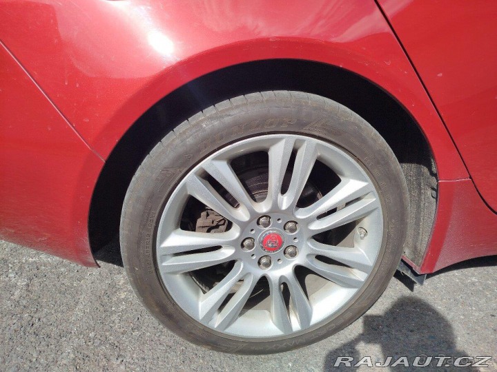 Jaguar XE 2,0   D Performance 2017