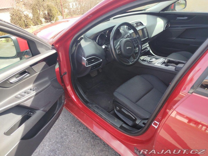 Jaguar XE 2,0 D Performance 2017