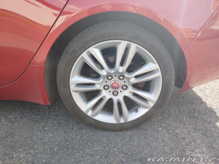 Jaguar XE 2,0 D Performance 2017