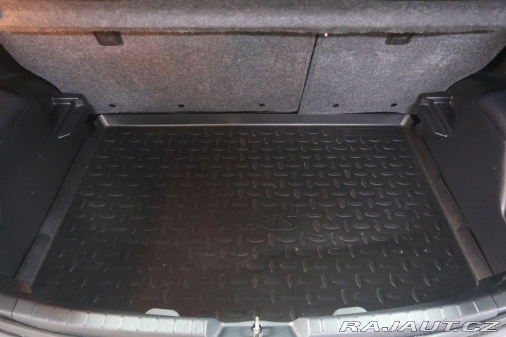 Toyota Yaris 1.3VVT-i,CZ,1Maj,Style 2016