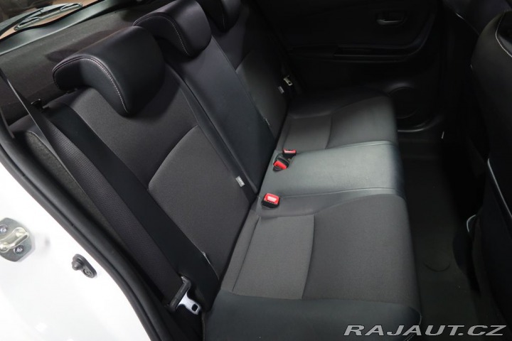 Toyota Yaris 1.3VVT-i,CZ,1Maj,Style 2016