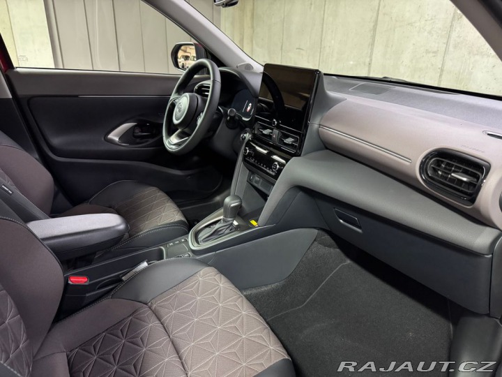 Toyota Yaris Cross Executive 1.5 Hybrid FWD 2025