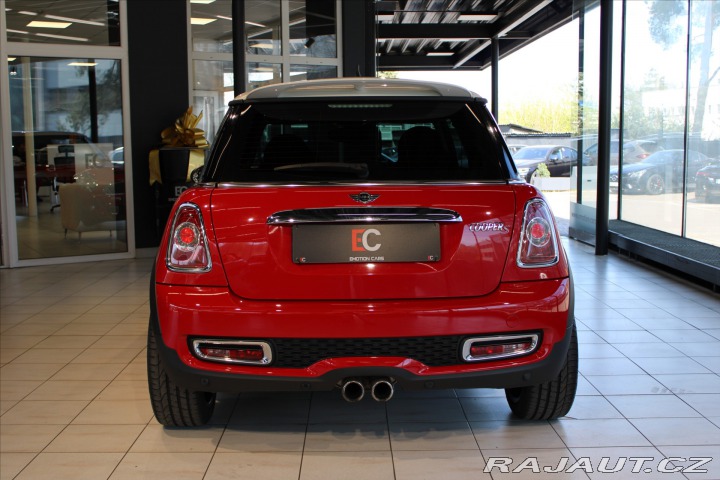 Mini Cooper S 135kW Manual 2011