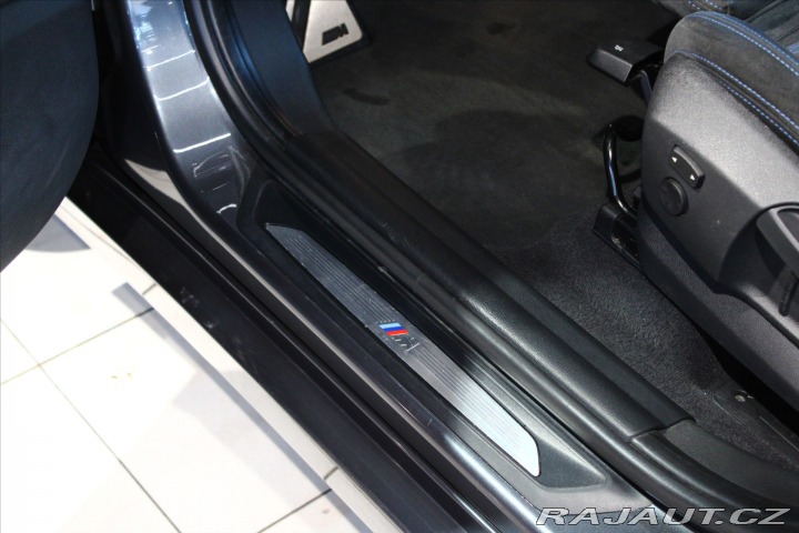 BMW X1 xDrive20d M Sport HUD / 2016