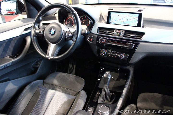 BMW X1 xDrive20d M Sport HUD / L 2016