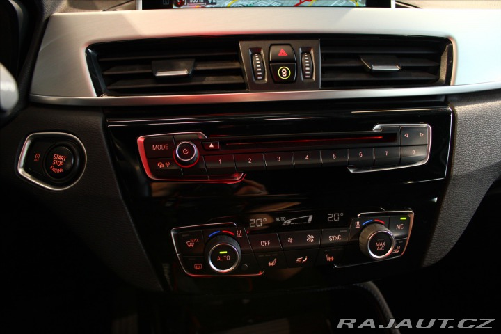 BMW X1 xDrive20d M Sport HUD / 2016