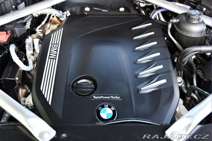 BMW X6 xDrive30d REZERVACE 2023