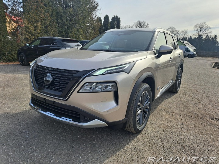 Nissan X-Trail Tekna 4x4 2025