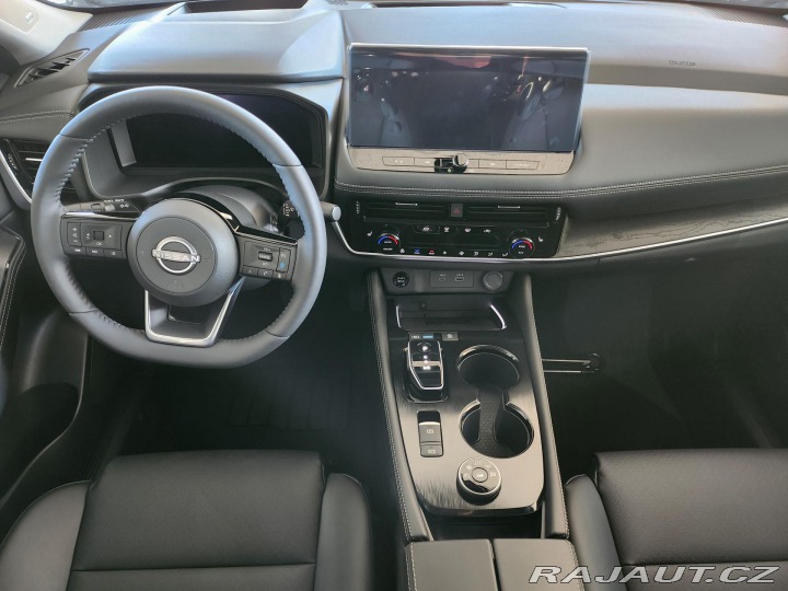 Nissan X-Trail Tekna 4x4 2025