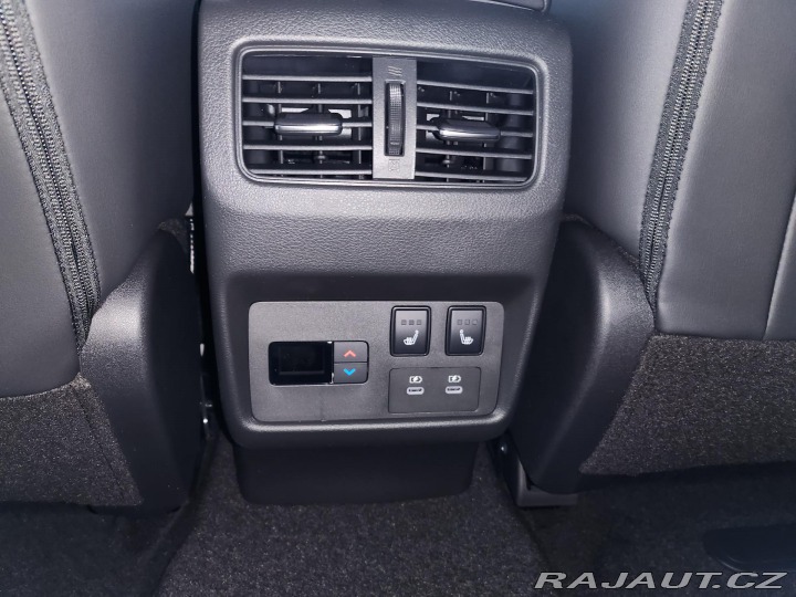 Nissan X-Trail Tekna 4x4 2025