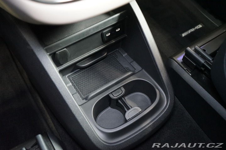 Mercedes-Benz V 300d 4M AMG Marco Polo Ne 2024