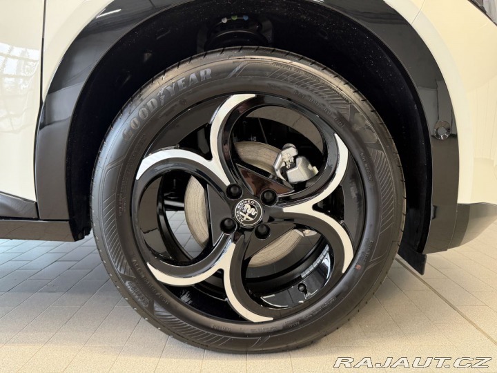 Alfa Romeo Junior Ibrida Q4 Speciale 1.2 Tu 2025