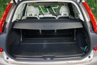 Volvo XC90 T8 AWD Recharge B&W N 2024