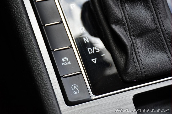 Škoda Superb 2.0TDi STYLE DSG ACC 1M Č 2022