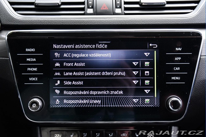 Škoda Superb 2.0TDi STYLE DSG ACC 1M Č 2022