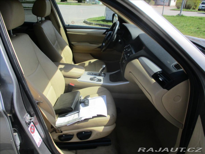 BMW X3 2,0 xDrive20d 135kw bez k 2011