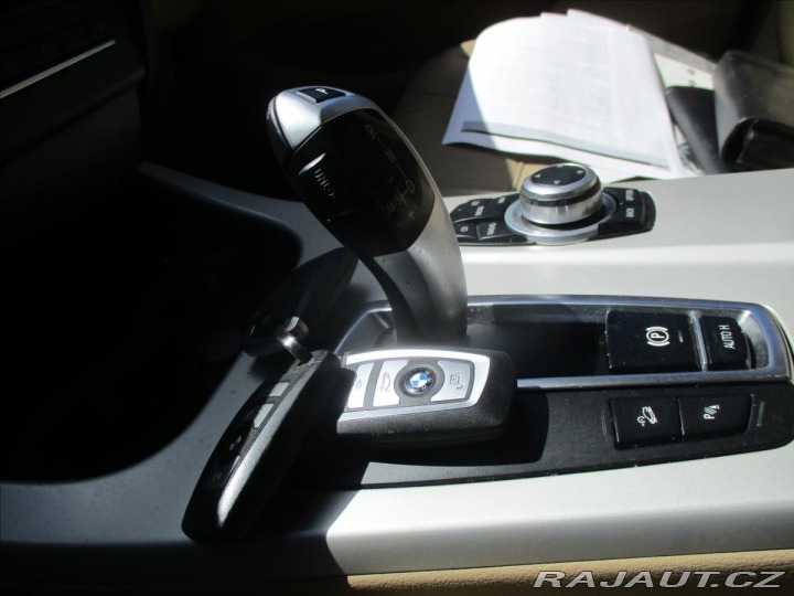 BMW X3 2,0 xDrive20d 135kw bez k 2011