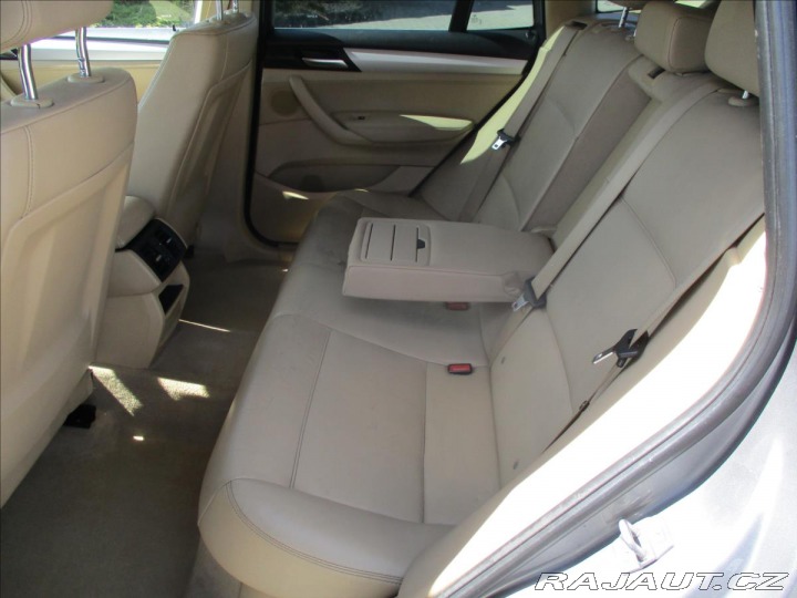 BMW X3 2,0 xDrive20d 135kw bez k 2011